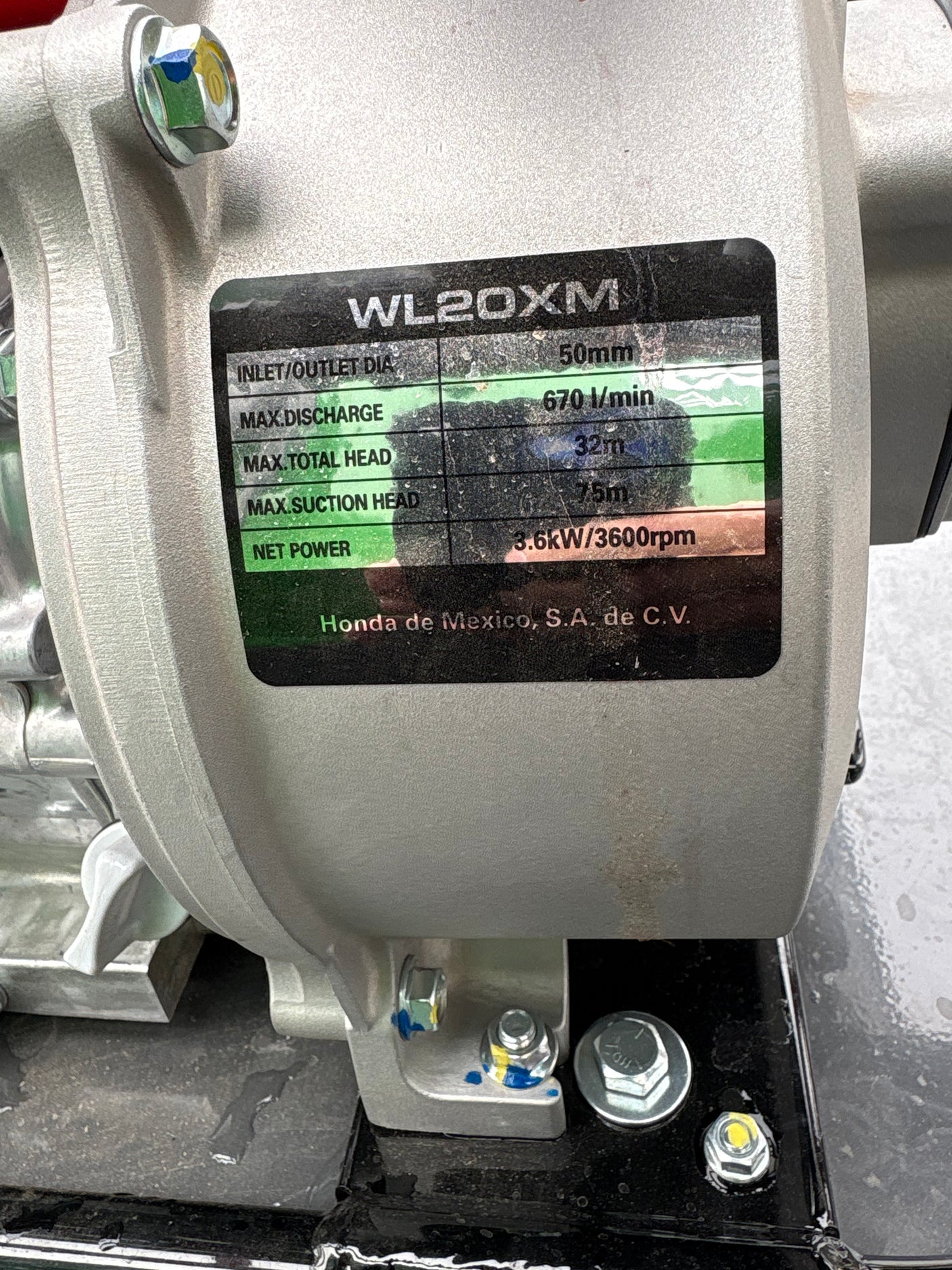 2027 Chute Help 1500 Gallon Metal Water Wagon