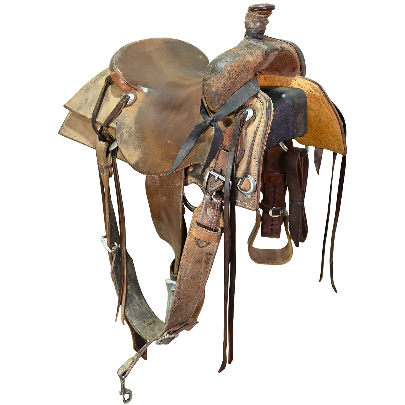 Used 15.5" Emperor Ranch Cutting Saddle