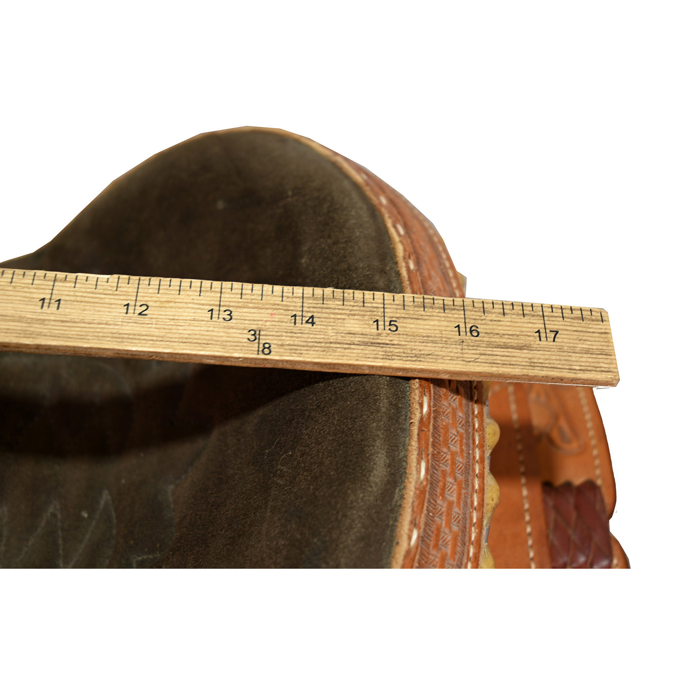 Used 15" Court's Trophy Team Roping Saddle