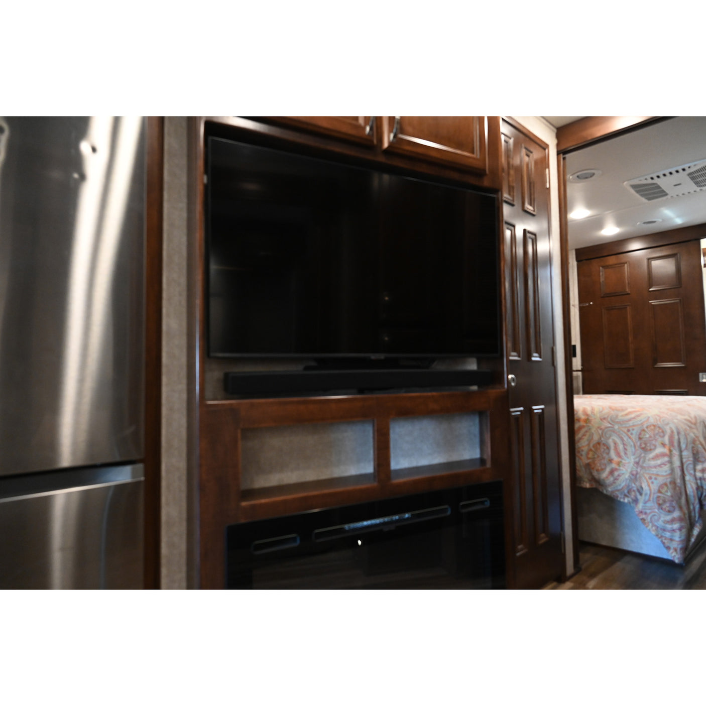 2022 Renegade Verona 40 VRB Double Slide Coach
