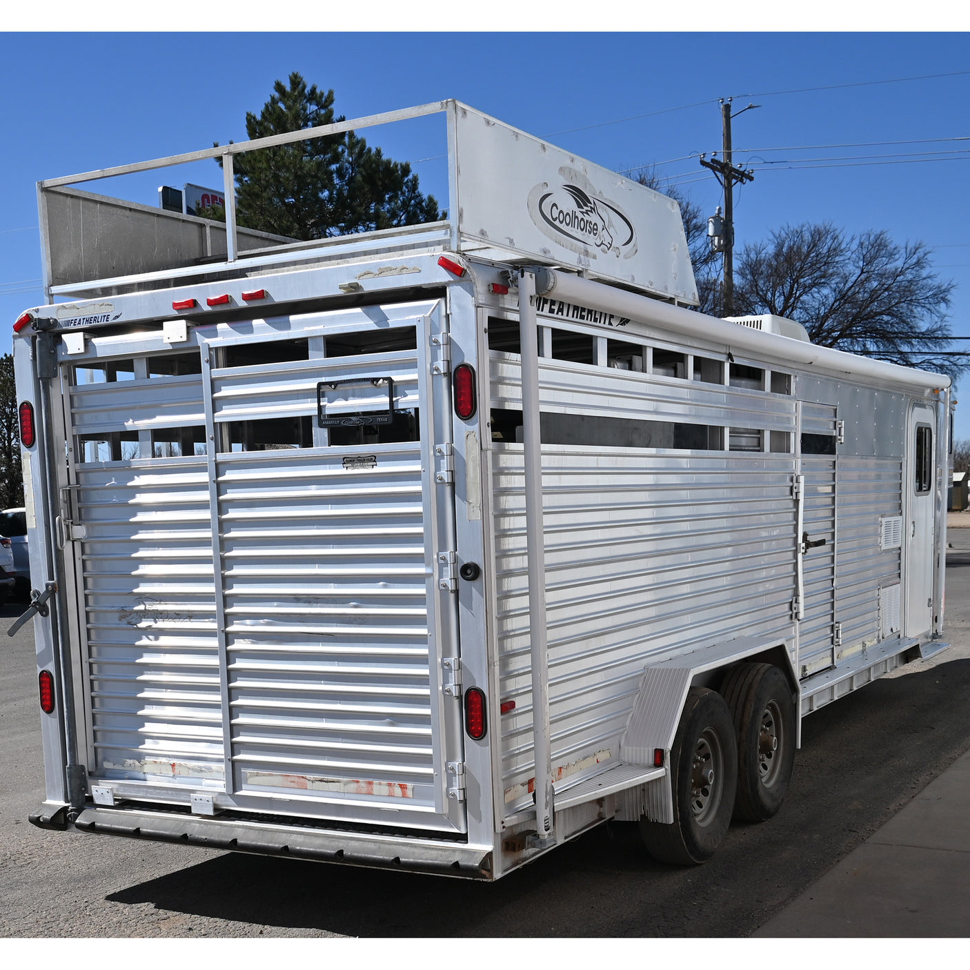 1999 Featherlite Stock Combo Living Quarter Trailer