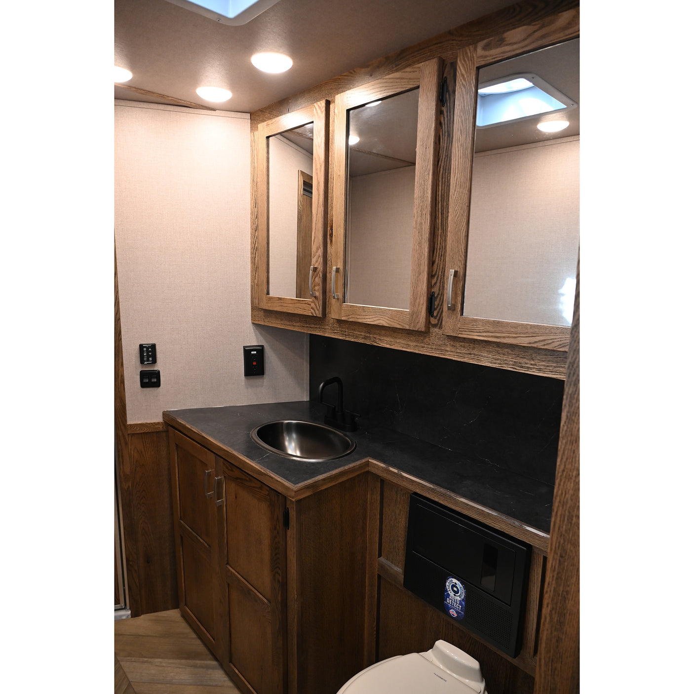 2026 Lakota Charger Stock Combo Trailer 13' LQ, 18' Stock, Slide Out, Super Side Tack