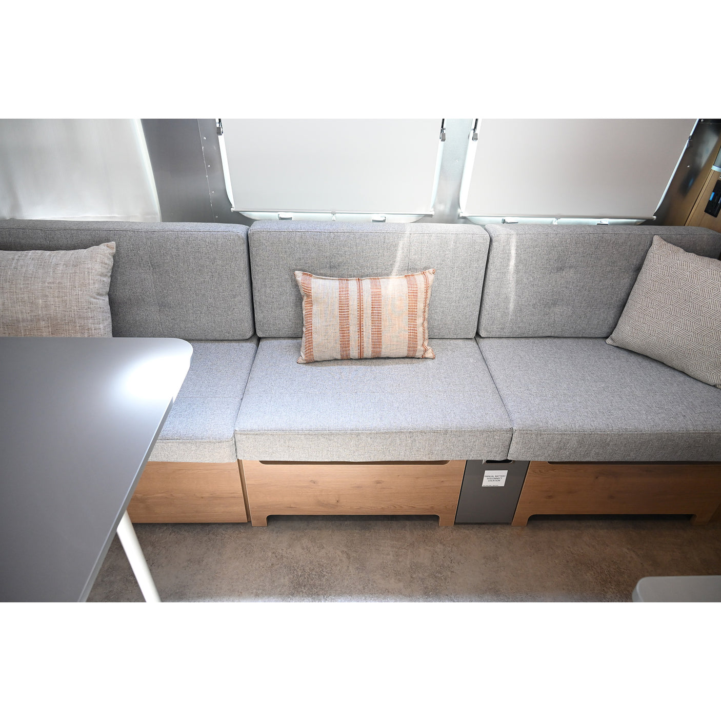 2025 Preowned Airstream M-25FB Queen Trade Wind RV- Never Used