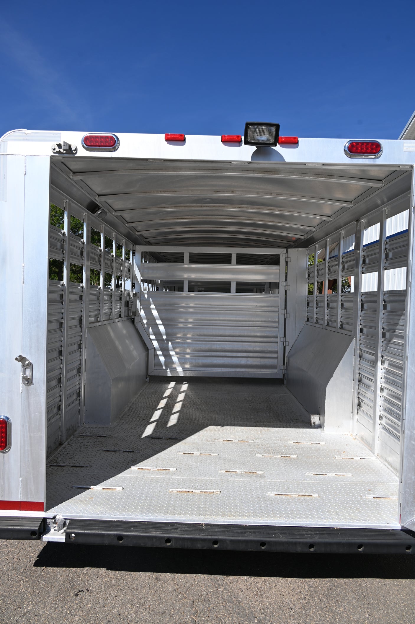 2019 Platinum 28' x 8' Stock Trailer