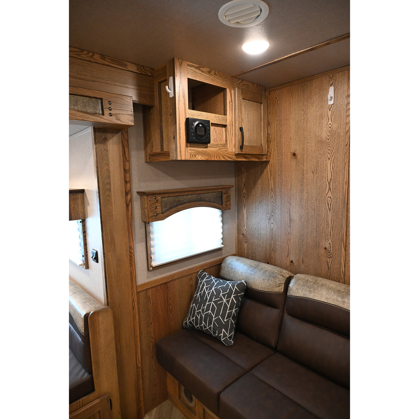 2026 Lakota Charger 4 Horse 15' LQ, Slide, Side Load, Spread Axles, Deluxe Tack Package
