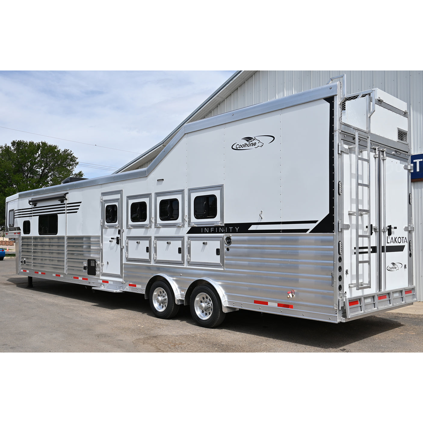 2027 Lakota Infinity 4 Horse 16' LQ, Spread 10K Axles, Super Tack, Side Load