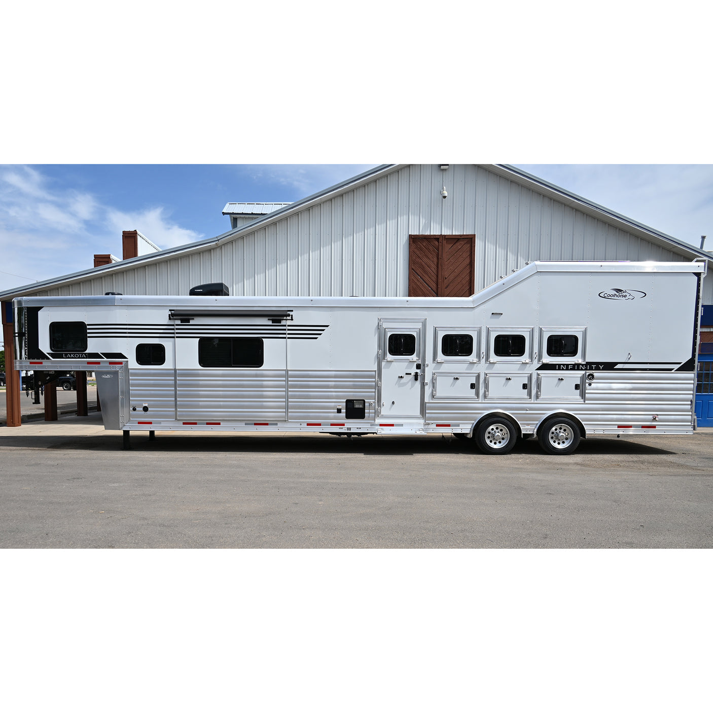 2027 Lakota Infinity 4 Horse 16' LQ, Spread 10K Axles, Super Tack, Side Load