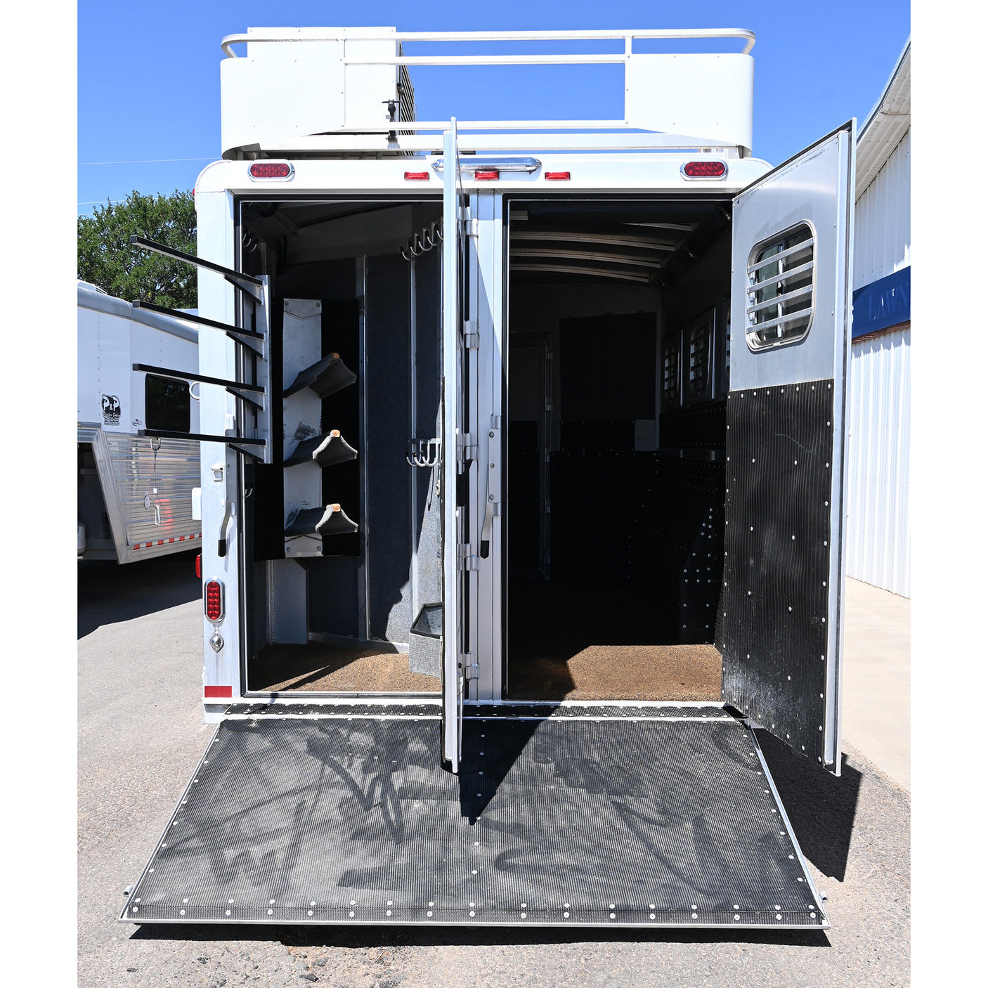 2020 Platinum 3 Horse Trailer with 10'8" Outback Customs Living Quarter