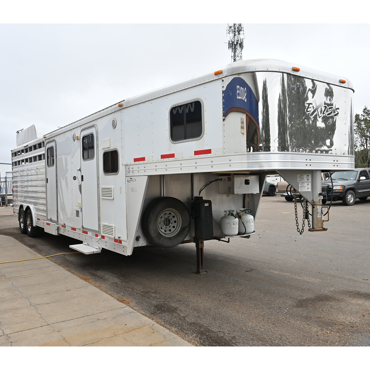 2015 Exiss Stock Combo 8' Living Quarter Horse Trailer