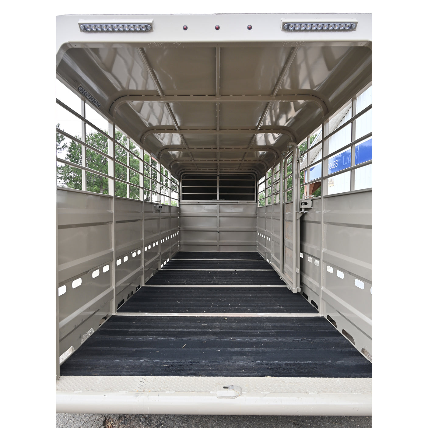 2027 Chute Help Ranch Rig 24' Stock Combo Trailer