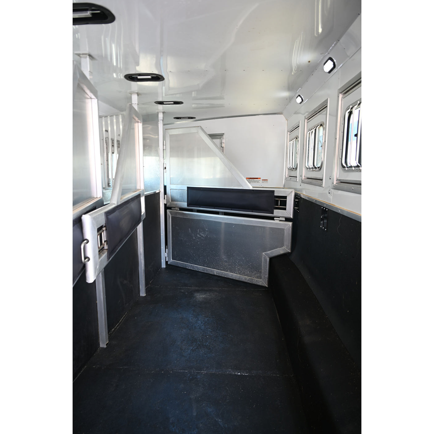 2023 Lakota Charger 5 Horse Trailer with 13' Slide Out Model C8513SR