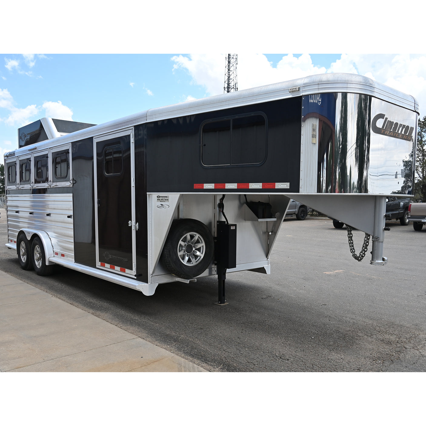 2017 Cimarron 4 Horse Gooseneck Horse Trailer