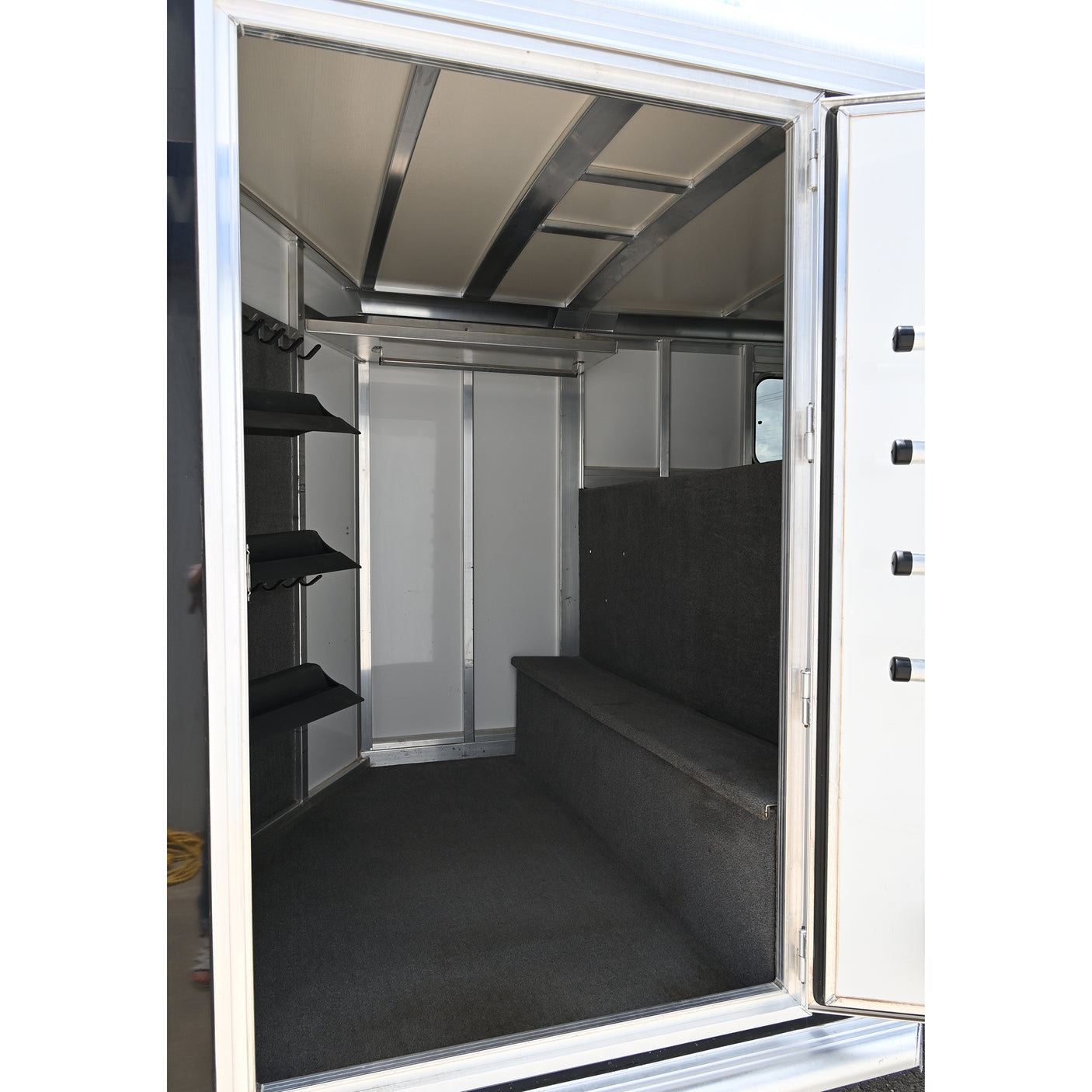 2017 Cimarron 4 Horse Gooseneck Horse Trailer