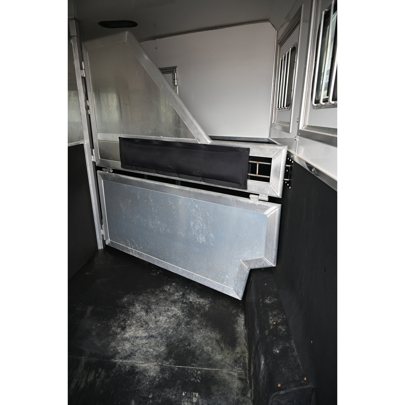 2018 Lakota Charger 3 Horse Trailer with 11' Living Quarters and Slide Out