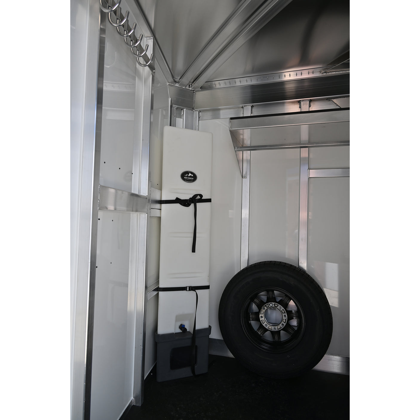 2027 4 Star 3 Horse Bumper Pull Trailer 6'x10" x 15'