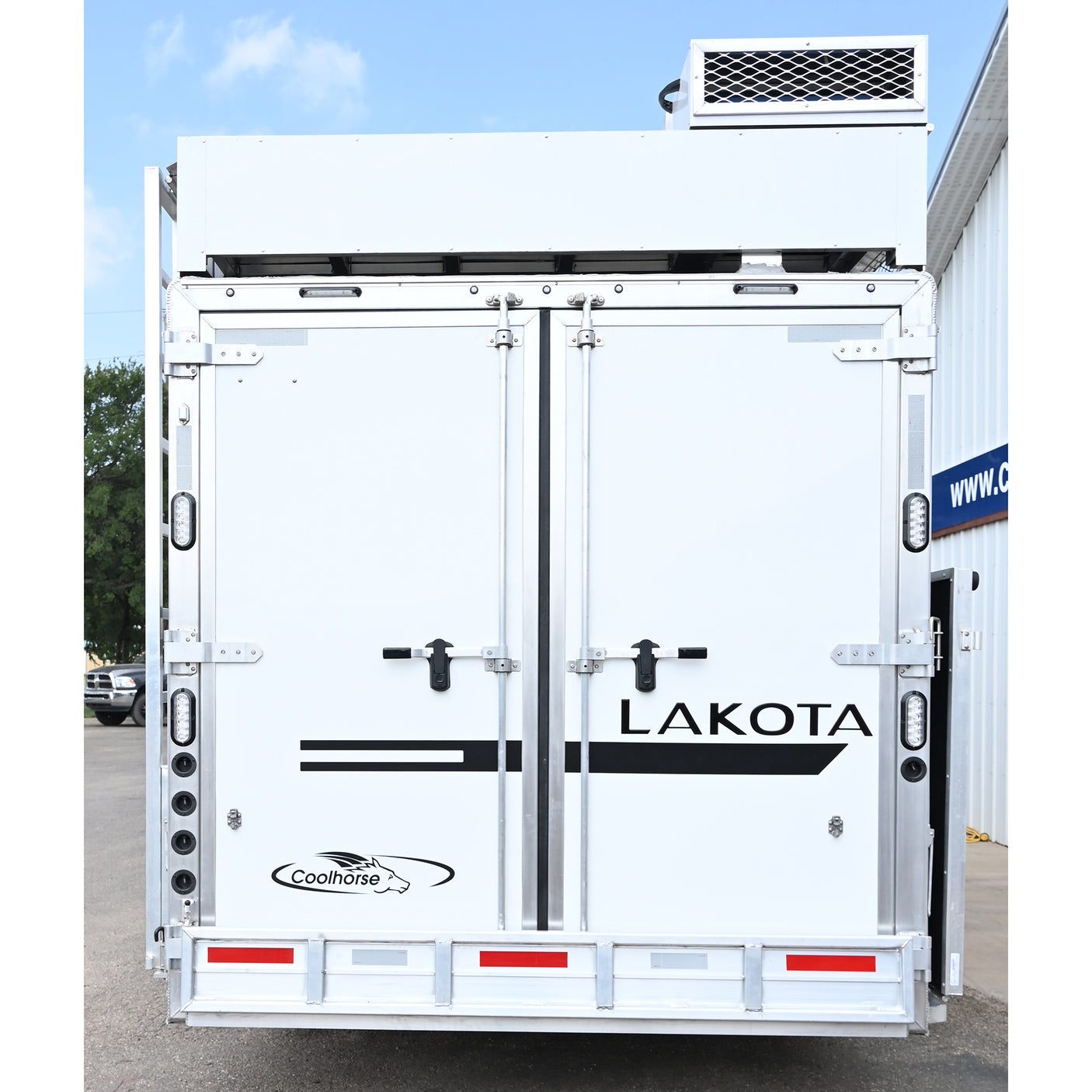 2027 Lakota Charger 4 Horse Trailer with 16' LQ, Side Load, Spread Axles, Super Rear Tack
