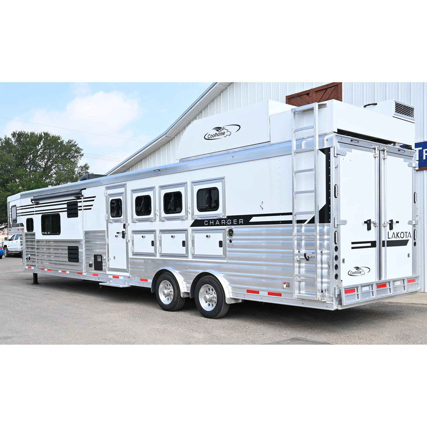 2027 Lakota Charger 4 Horse Trailer with 16' LQ, Side Load, Spread Axles, Super Rear Tack