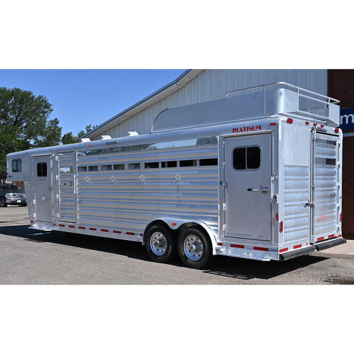 2022 Platinum Coach 6 Horse Trailer Stock Combo with Trainer's Tack