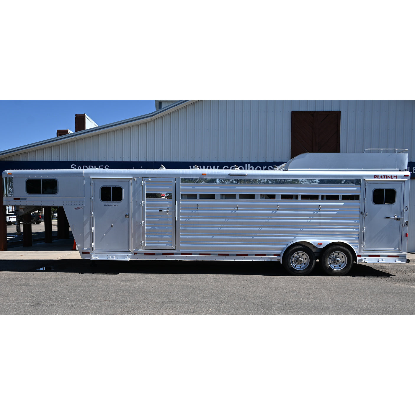 2022 Platinum Coach 6 Horse Trailer Stock Combo with Trainer's Tack