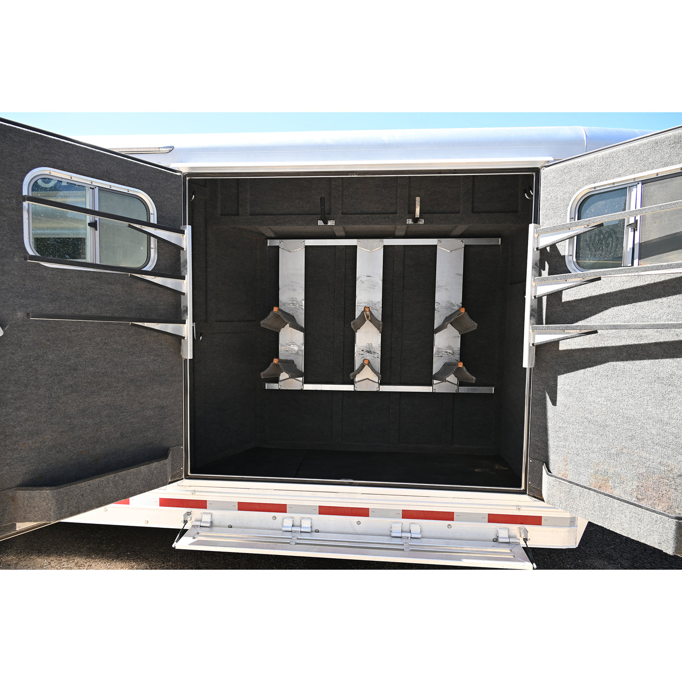 2022 Platinum Coach 6 Horse Trailer Stock Combo with Trainer's Tack