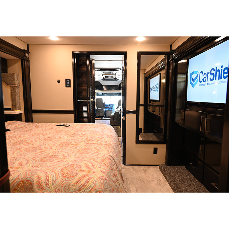2019 Renegade XL 45' Coach Model X45QB on Freightliner Cascadia Chassis
