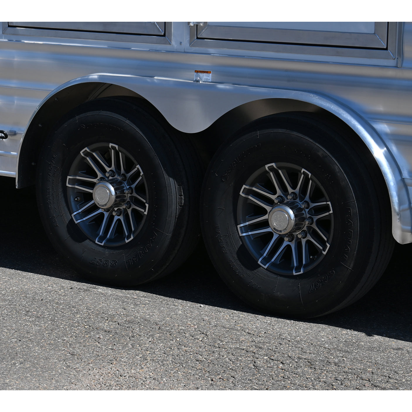 2027 Lakota Charger 3 Horse 11' Rear Kitchen Slide Out Model CH8311RK