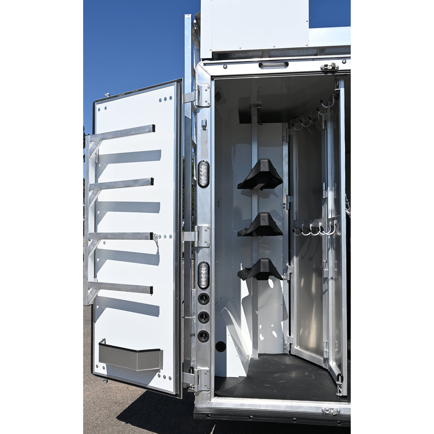 2027 Lakota Charger 3 Horse 11' Rear Kitchen Slide Out Model CH8311RK