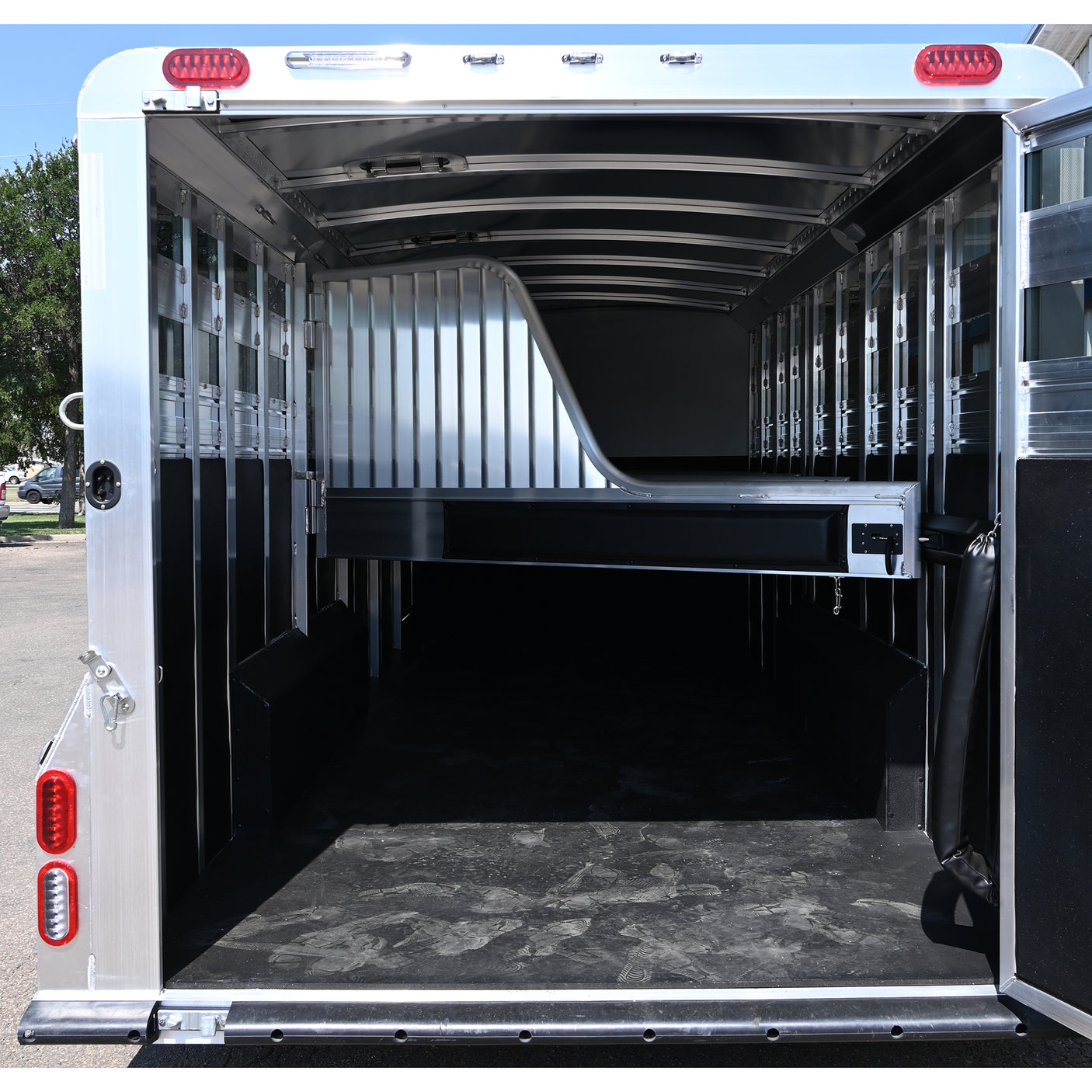 2027 4 Star 5 Horse Stock Combo 7'6" Wide x 23' Long Horse Trailer
