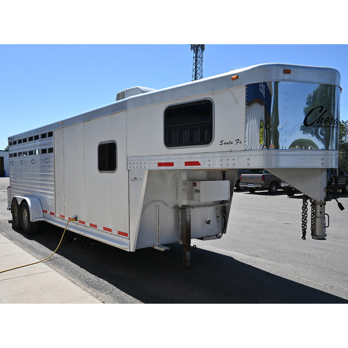 2010 Cherokee 4 Horse Trailer with Weekend Package LQ