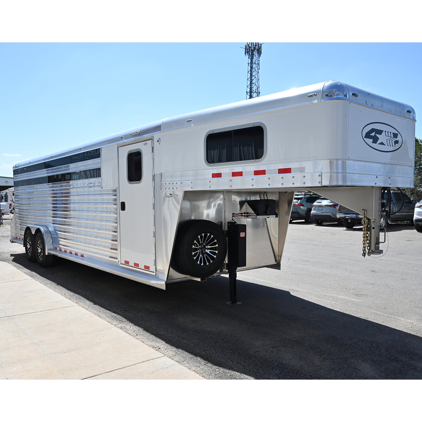 2027 4 Star 5 Horse Stock Combo Horse Trailer