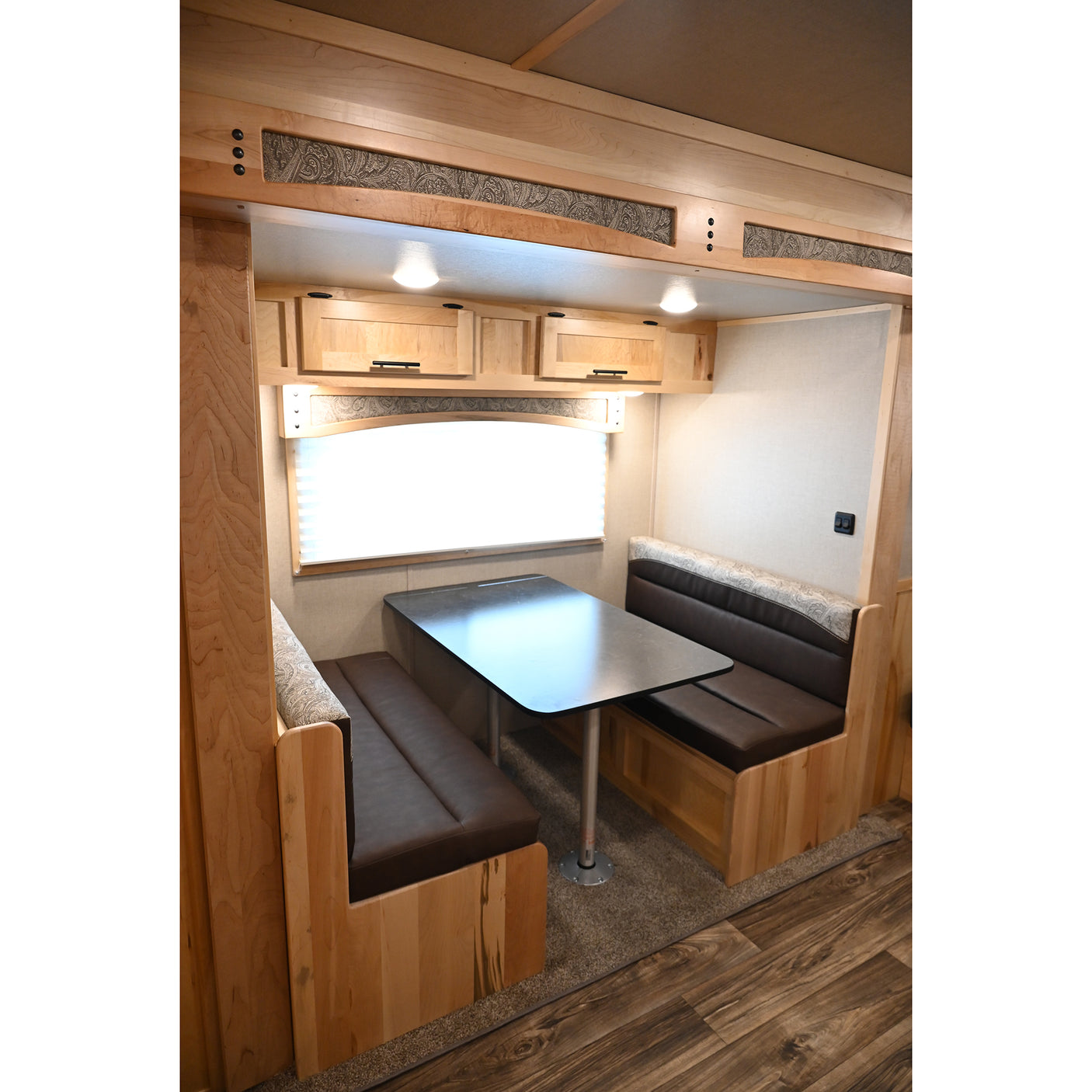 2027 Lakota Charger 3 Horse Trailer with 16' LQ, Side Load, Deluxe Rear Tack