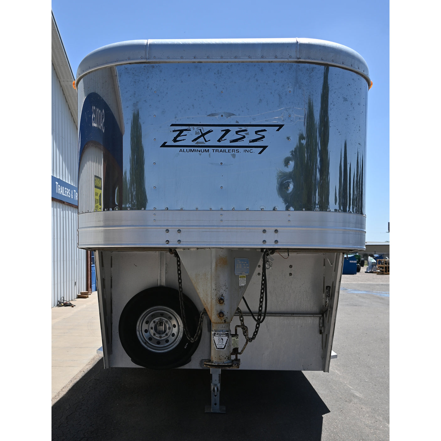 2002 Exiss 3 Horse Gooseneck Horse Trailer
