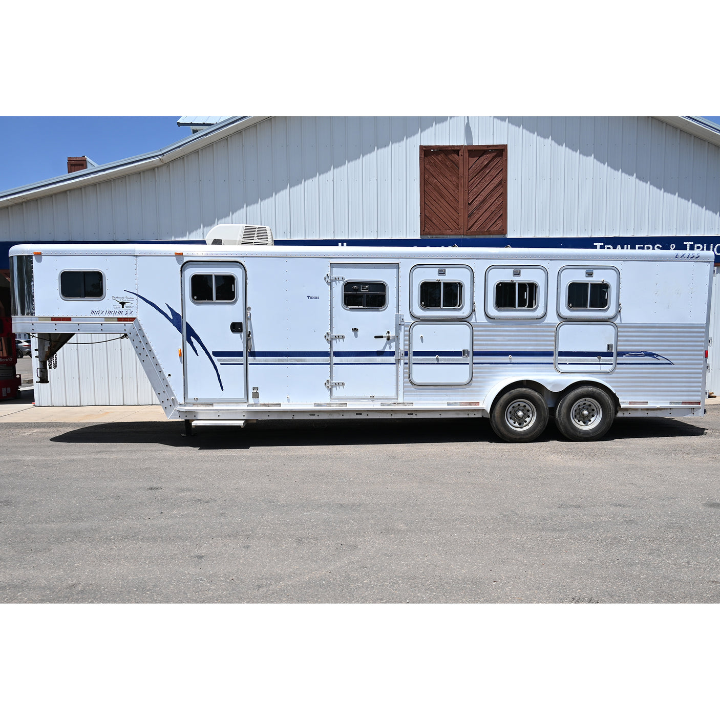 2001 Exiss 4 Horse Trailer with 6' Dressing Room