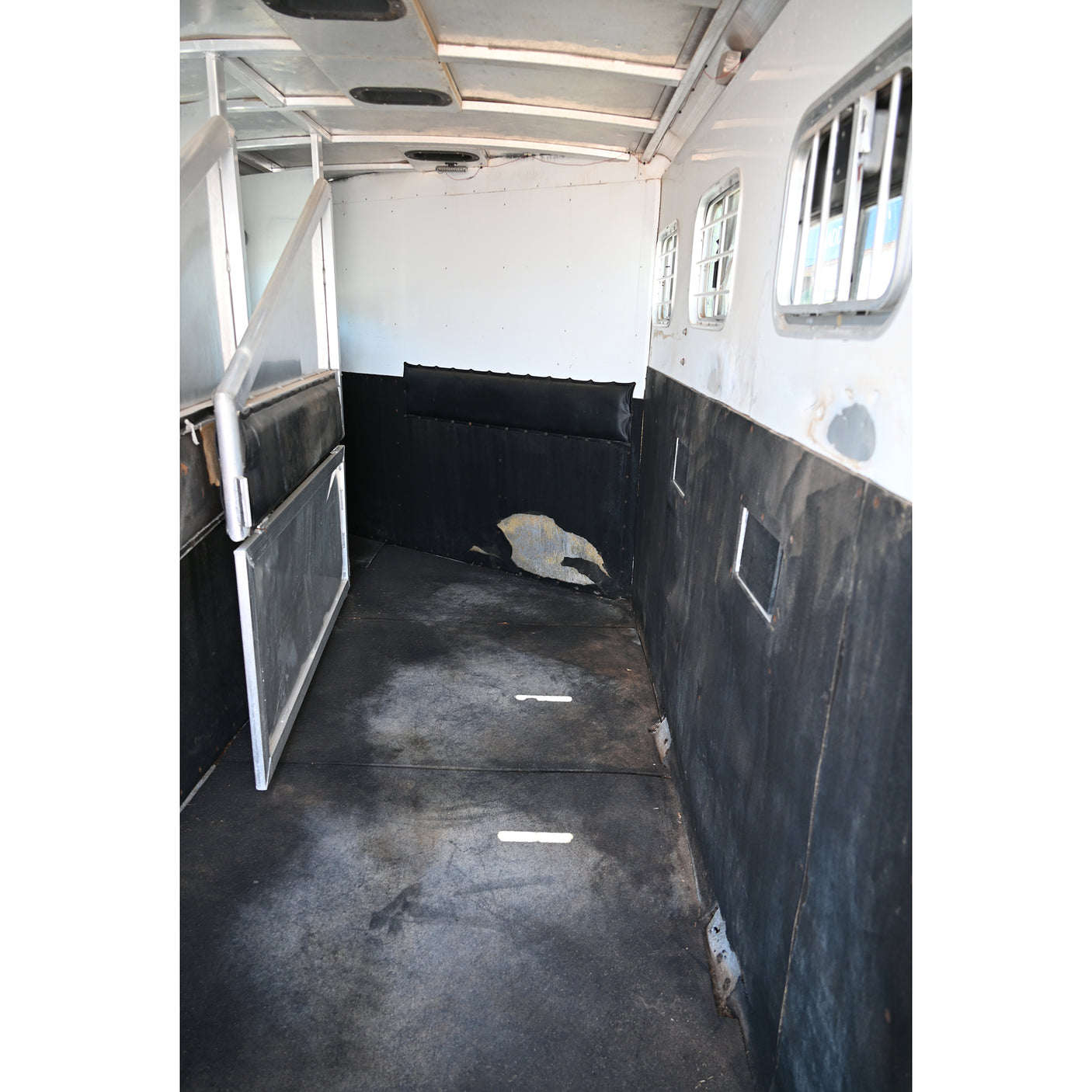 2001 Exiss 4 Horse Trailer with 6' Dressing Room