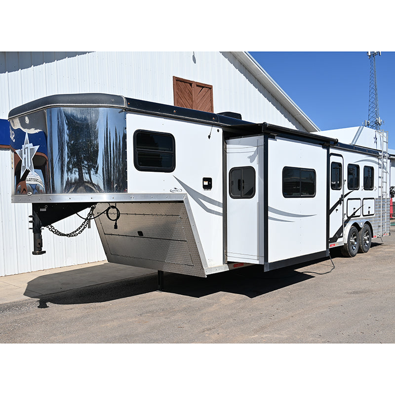 2017 Hoosier 3 Horse 12' Living Quarter