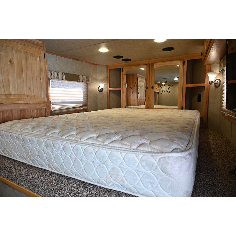 2017 Hoosier 3 Horse 12' Living Quarter