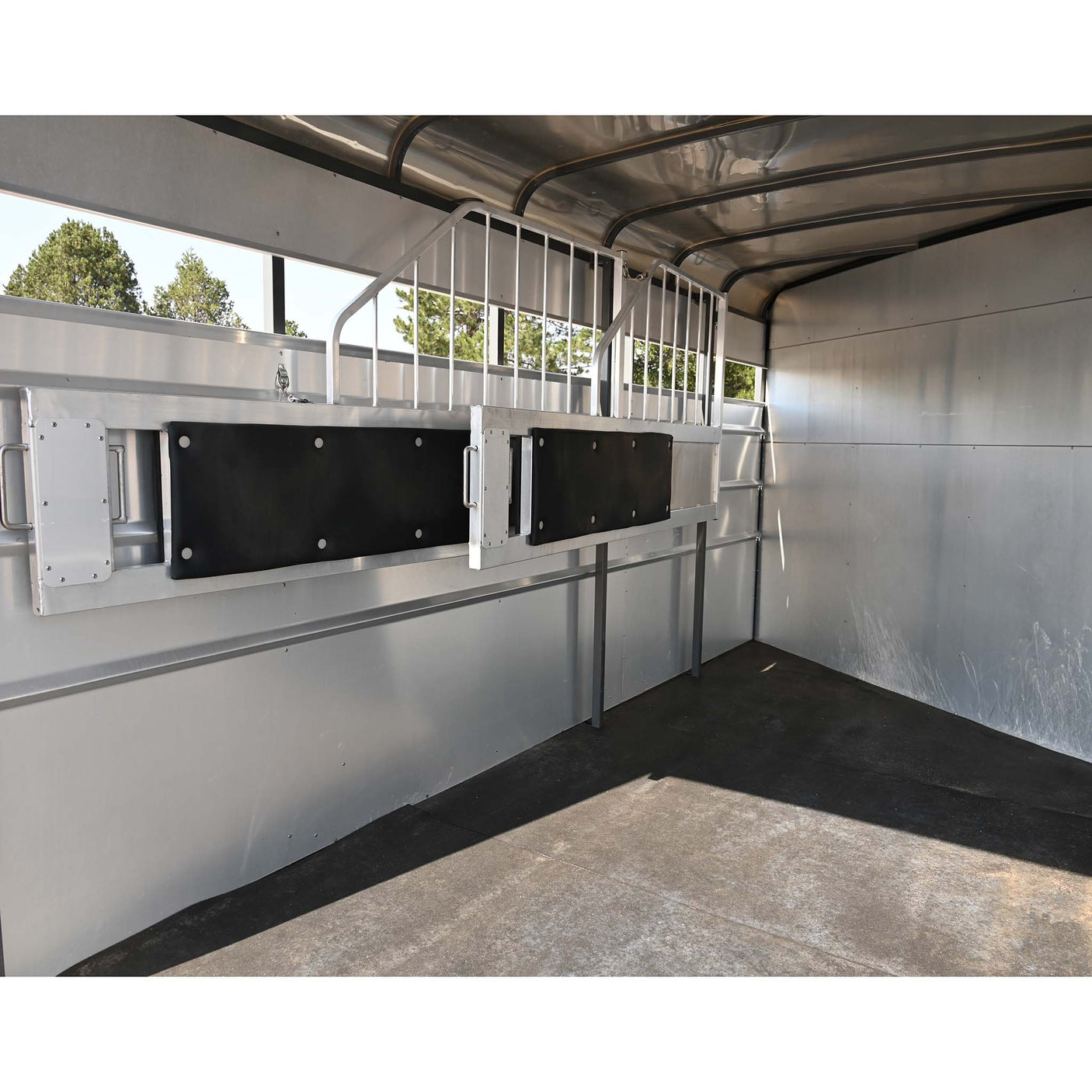2024 Maverick 3 Horse Trailer Bumper Pull Stock Combo Trailer