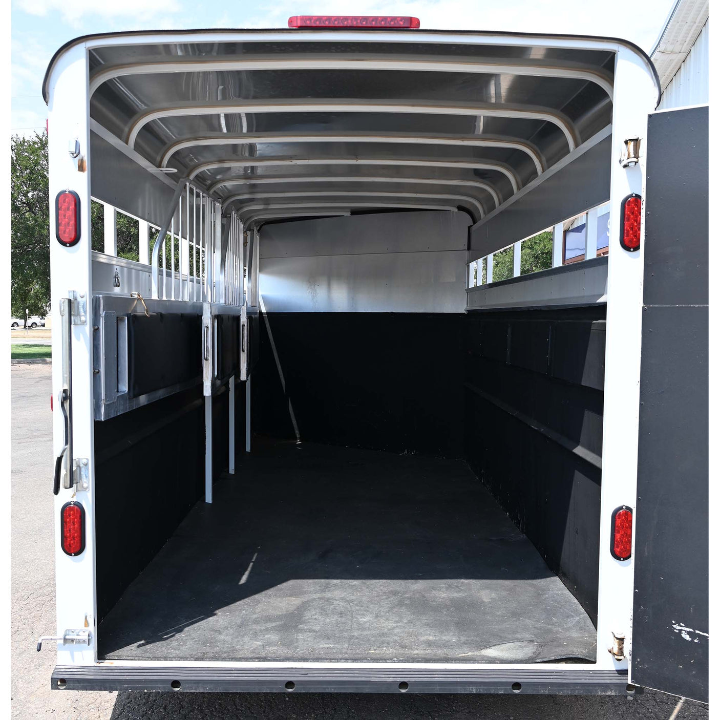 2020 Maverick 4 Horse Stock Combo Gooseneck Trailer