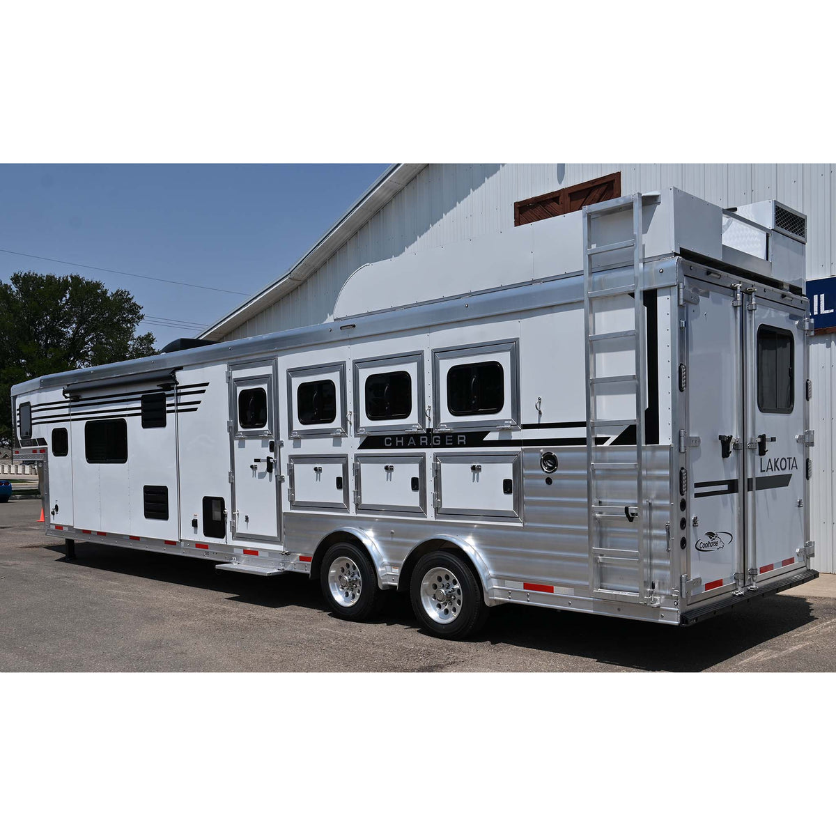 2027 Lakota Charger 4 Horse Trailer with 16' LQ, Spread Axle