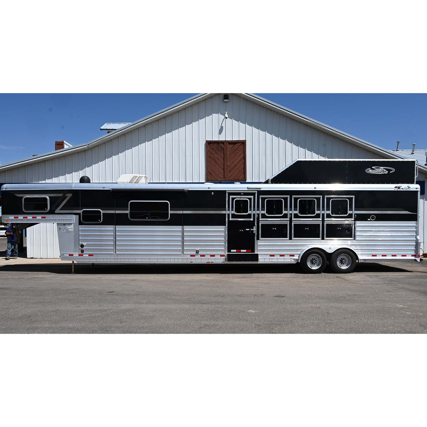 2018 4 Star 4 Horse with 15' LQ, Side Load, Hay Pod, Generator, Slide Out