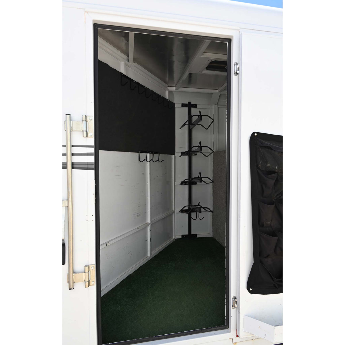 2010 Trails West Adventure 4 Horse Trailer Stock Combo