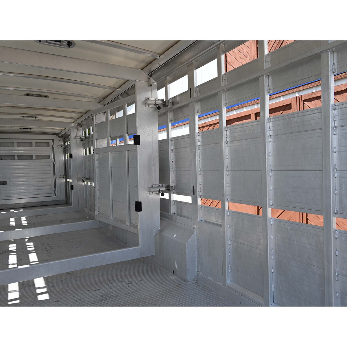 2019 Cimarron 32' Stock Combo Trailer, Double Tack Room, Triple Axle