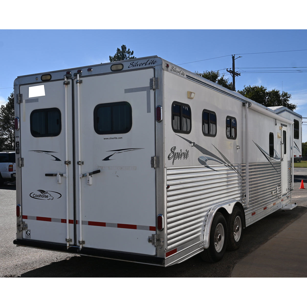 2006 SilverLite 3 Horse Trailer with 12' Living Quarter