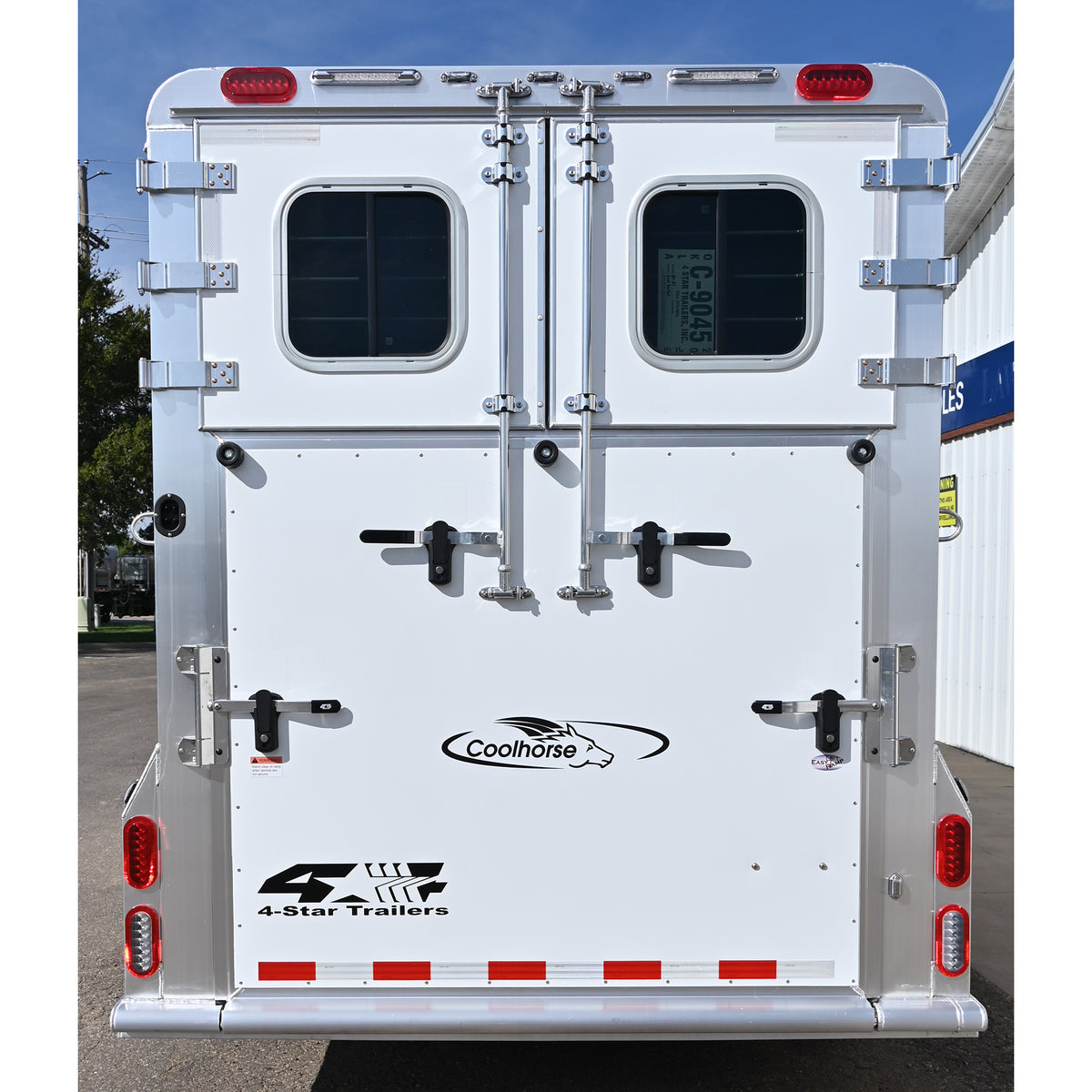 2027 4 Star 2 + 1 Straight Load Quiet Ride 23' x 6'10" Wide Horse Trailer
