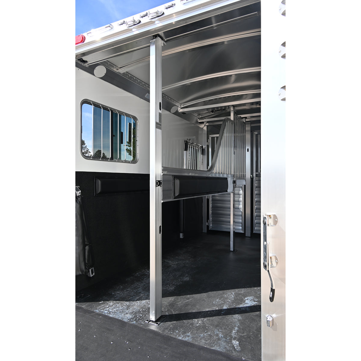 2027 4 Star 2 + 1 Straight Load Quiet Ride 23' x 6'10" Wide Horse Trailer