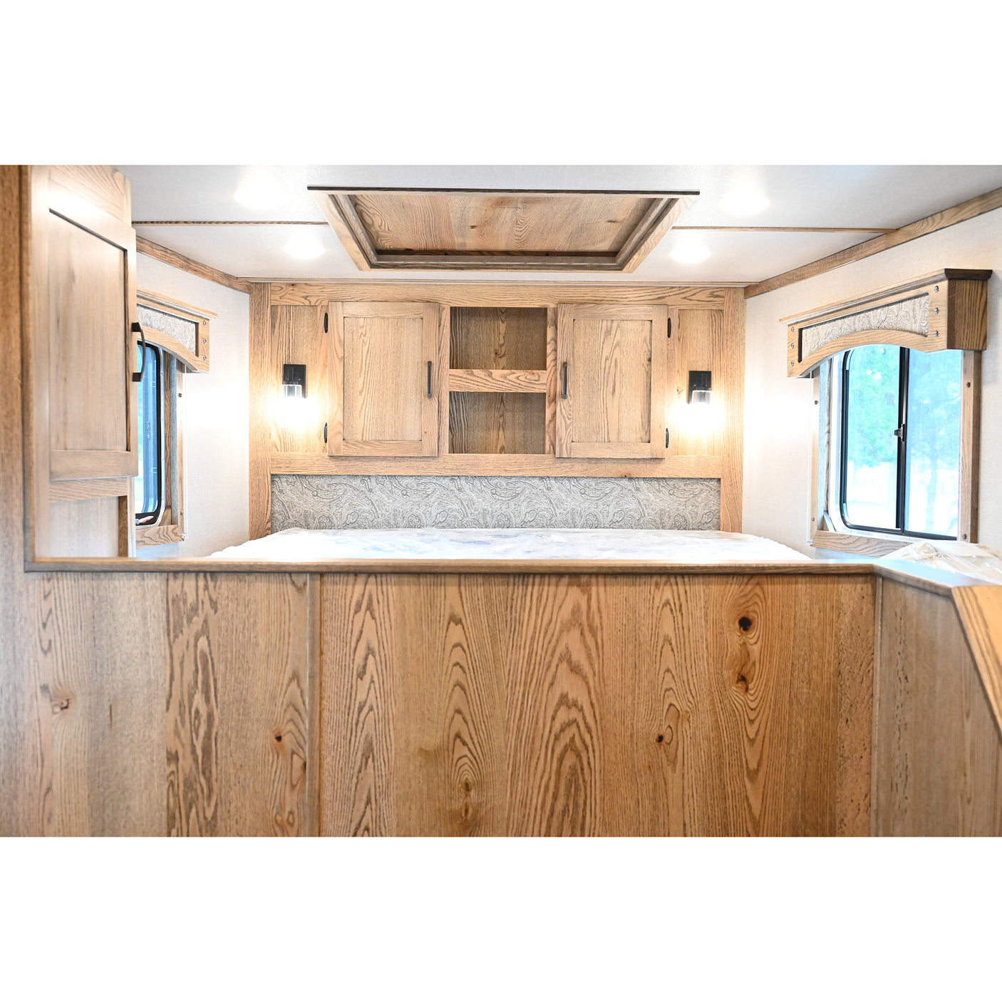 2026 Lakota Charger 2 Horse Trailer 8' Wide with 9' Living Quarter