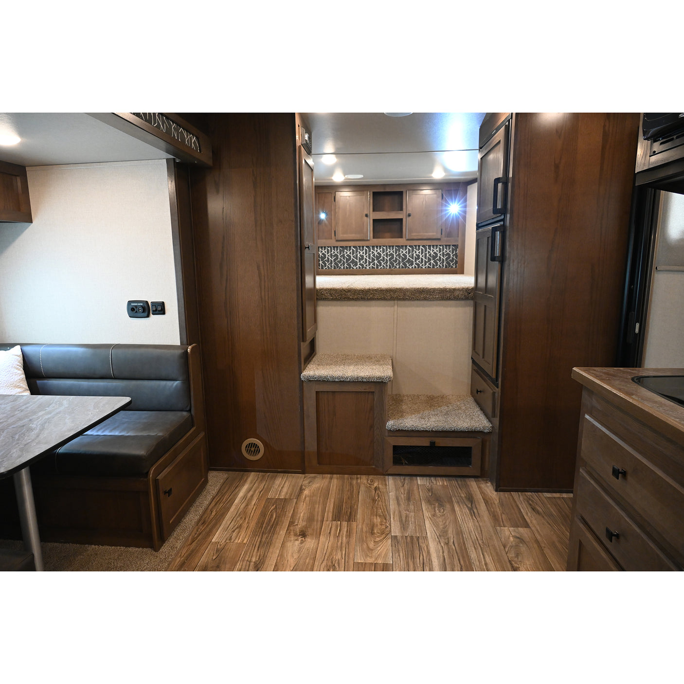 2025 Lakota Charger 4 Horse 11' Living Quarter Model C8411RKSL