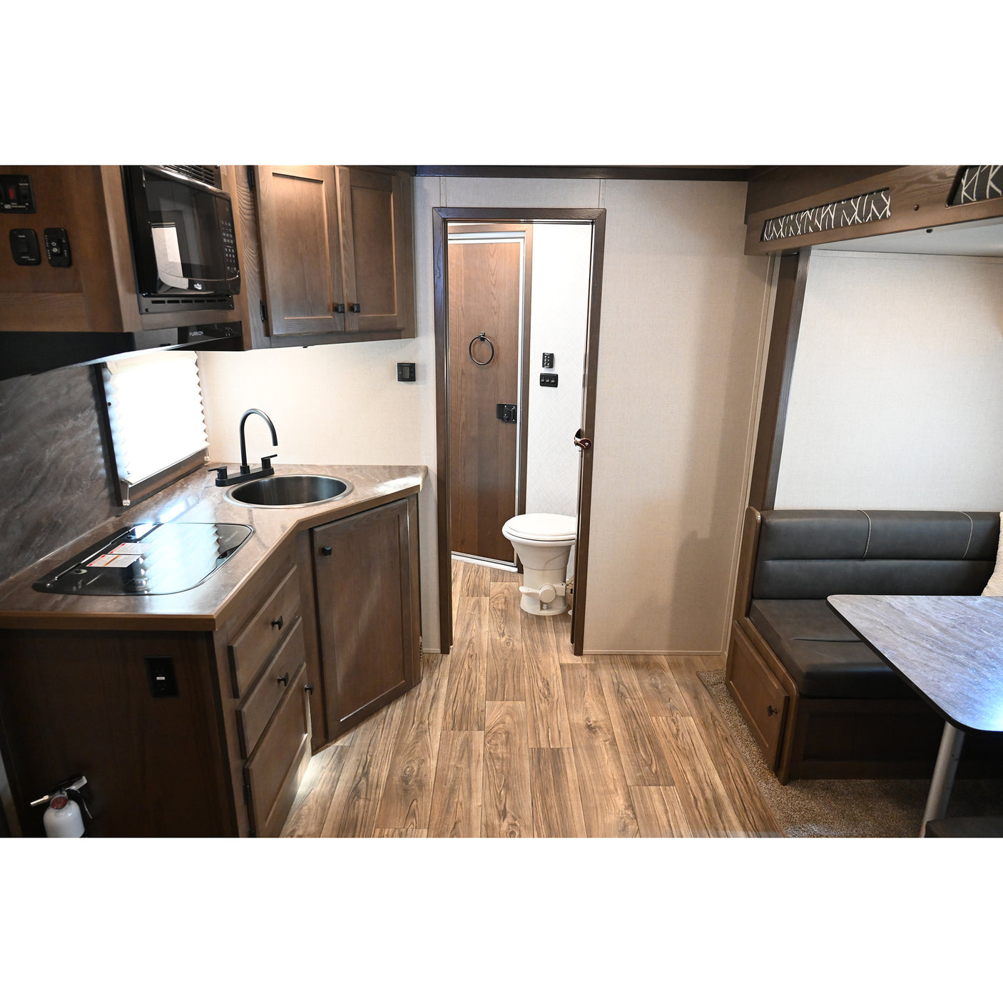 2025 Lakota Charger 4 Horse 11' Living Quarter Model C8411RKSL
