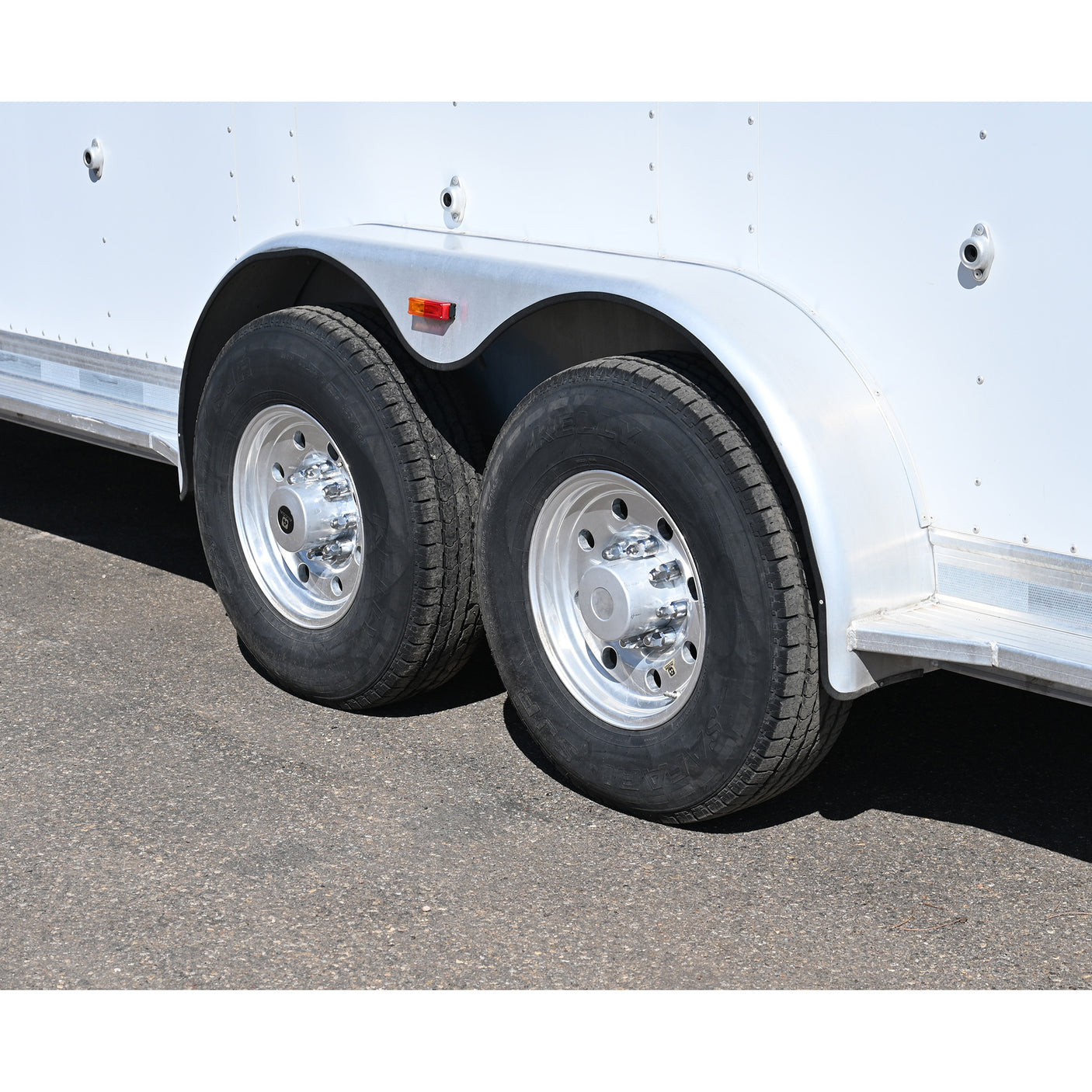 2008 Platinum Low Pro Bumper Pull 2+1 Show Trailer