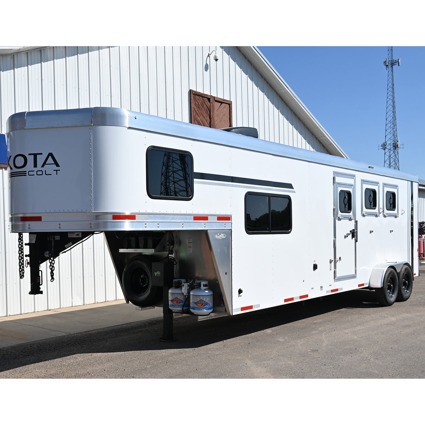 2026 Lakota Colt 3 Horse Trailer with 9' Living Quarter